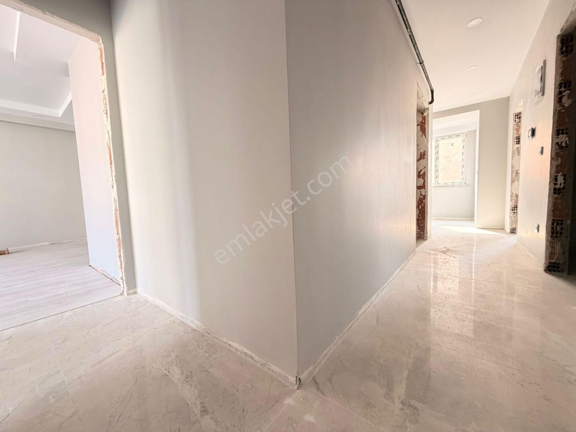 Remax Anı 'dan Bulgurlu 'da Cadde Üzeri Sıfır Satılık 3+1 Daire - Görsel 9