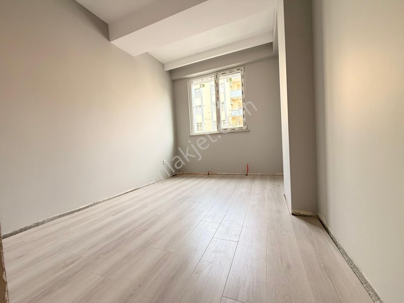 Remax Anı 'dan Bulgurlu 'da Cadde Üzeri Sıfır Satılık 3+1 Daire - Görsel 22