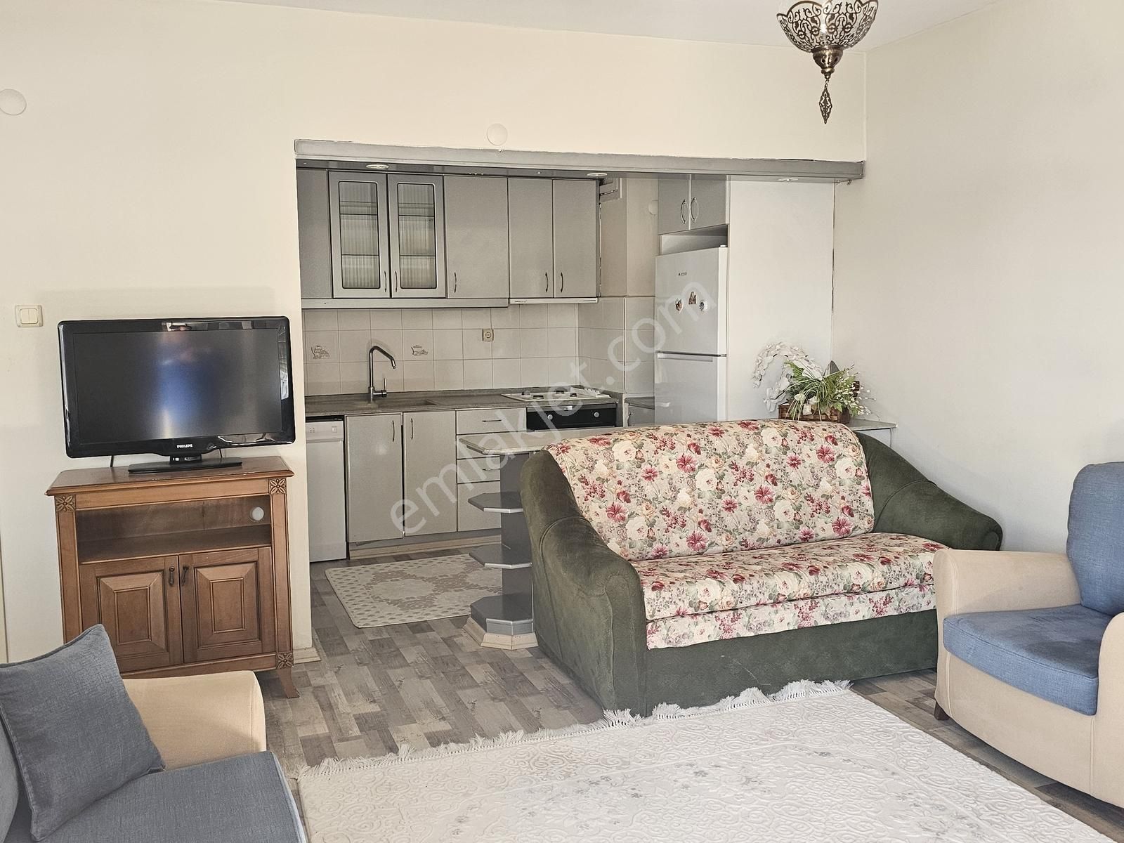 Dikilinin Kalbinde, Plaja Yürüme Mesafesinde Masrafsız - Görsel 2