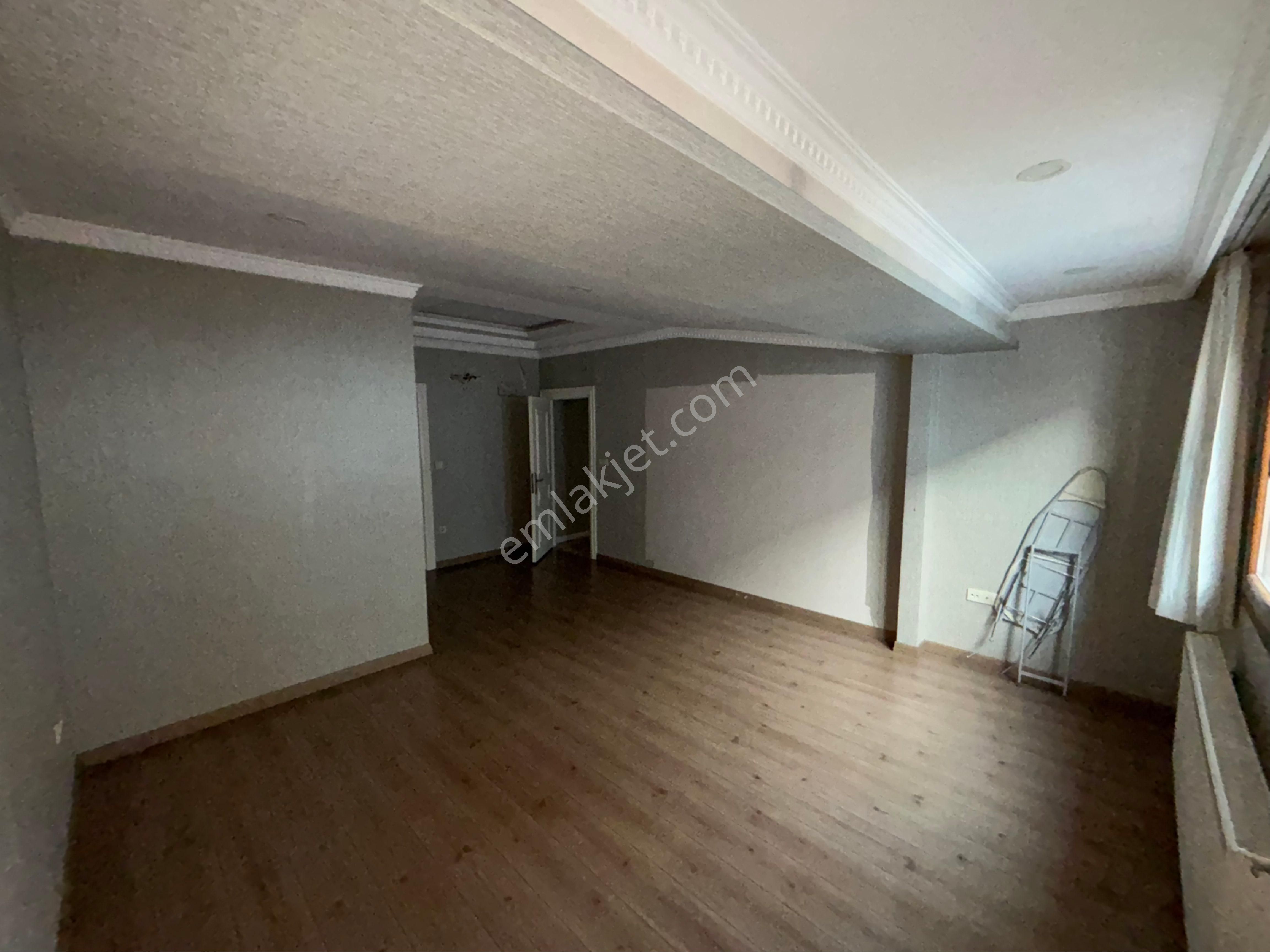 Yenibosna’da Kiralık 4+1 Kiralık Teras Daire - Görsel 2