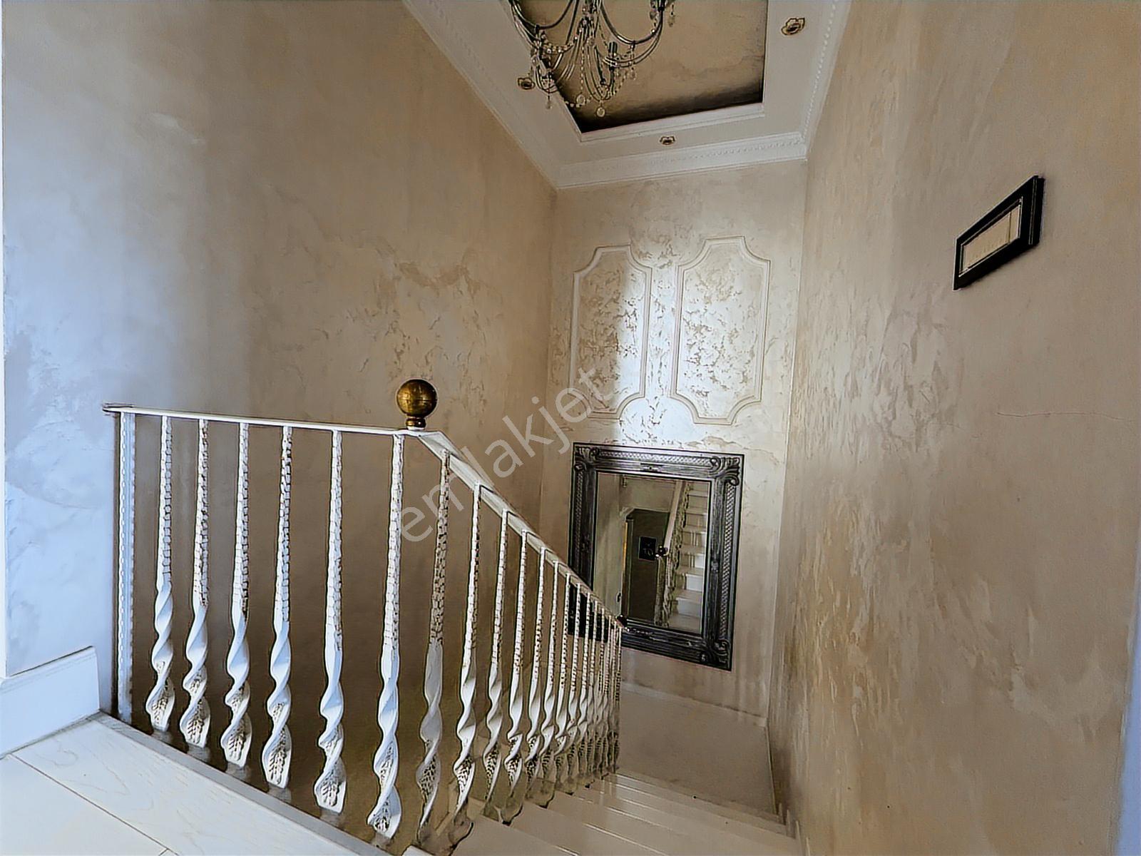 Bahçeşehir Konakları Lüks Geniş Bahçeli 5+1 Villa - Görsel 12