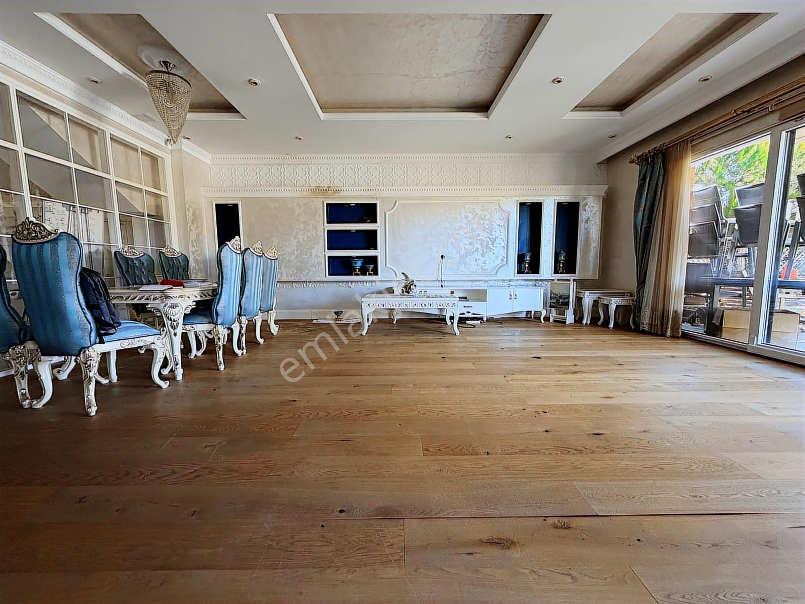 Bahçeşehir Konakları Lüks Geniş Bahçeli 5+1 Villa - Görsel 19