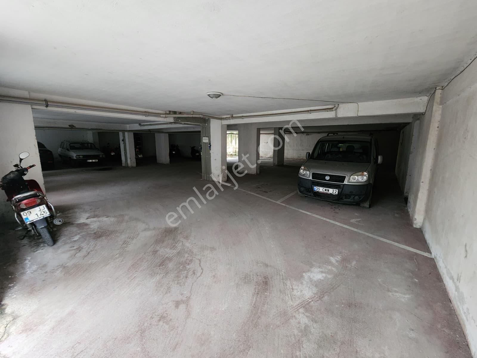 Akinitadan Yenikentte Ara Kat-eşyalı-ferah Ve Kiracılı Satılık 2+1 Daire - Görsel 7