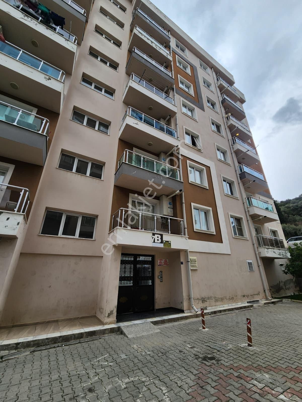 Akinitadan Yenikentte Ara Kat-eşyalı-ferah Ve Kiracılı Satılık 2+1 Daire - Görsel 18