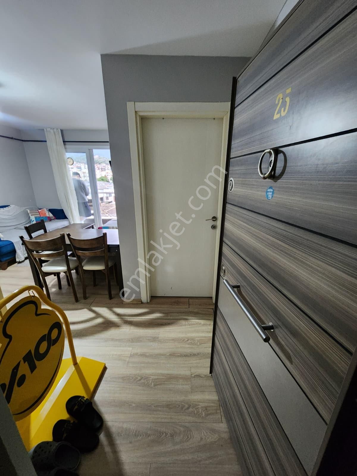 Akinitadan Yenikentte Ara Kat-eşyalı-ferah Ve Kiracılı Satılık 2+1 Daire - Görsel 4