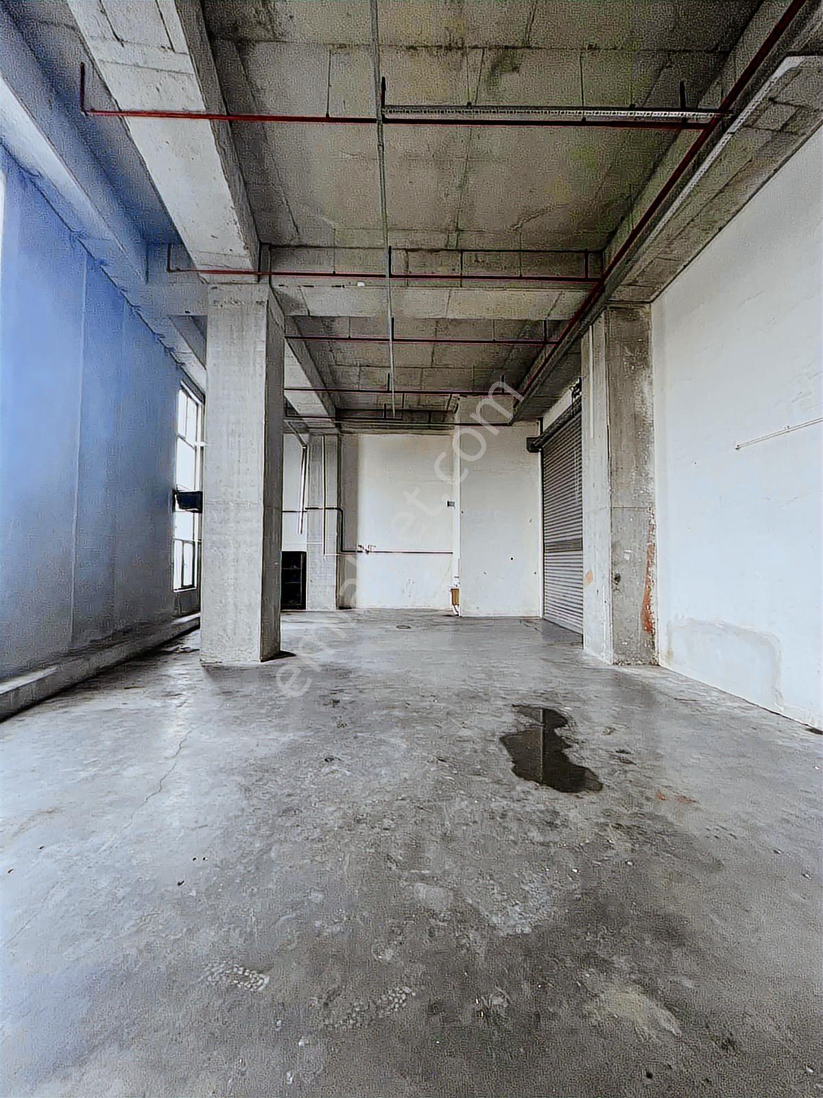 İkitelli Osb 180m2 İşyeri