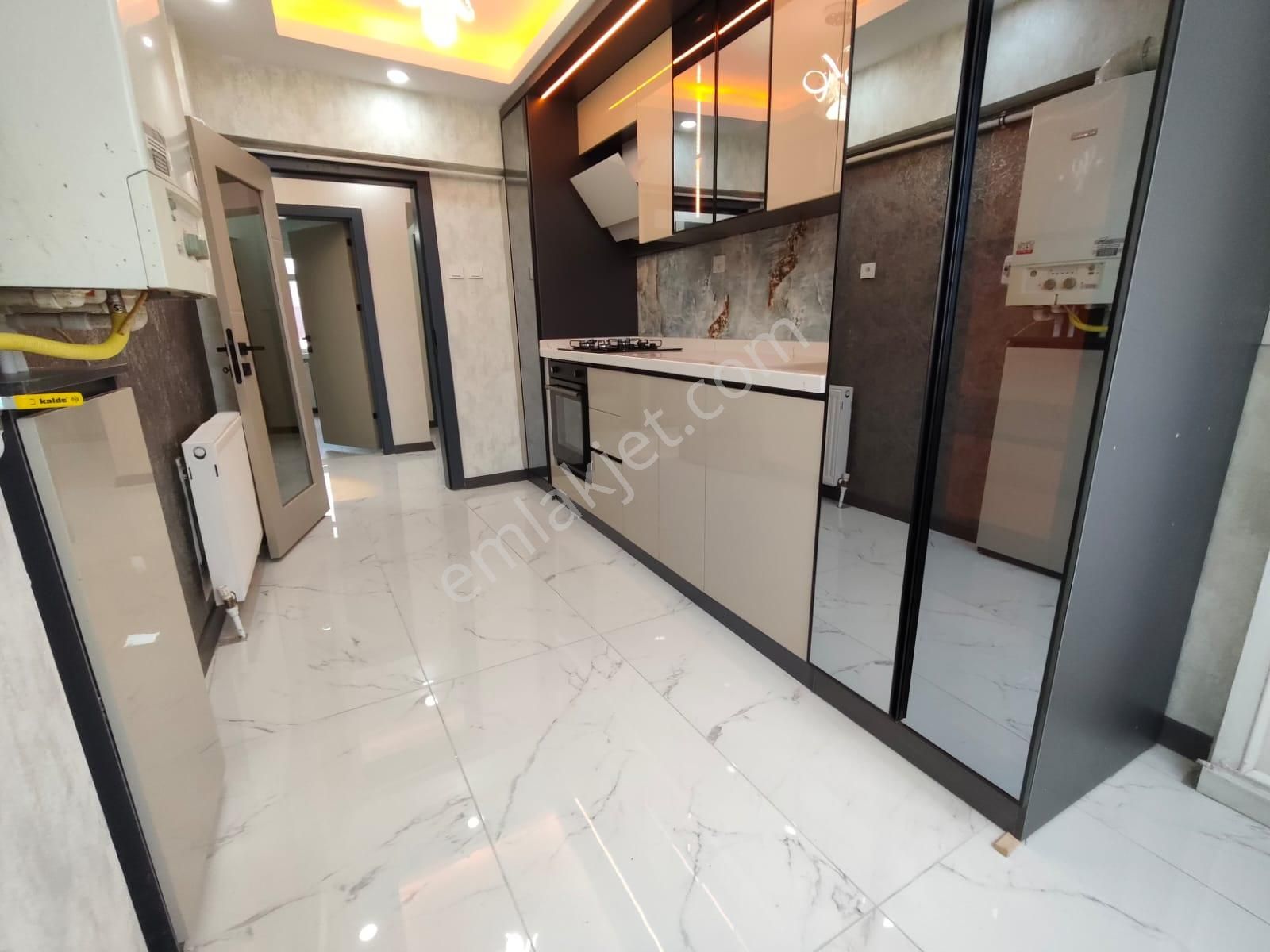 Yılmaz Gayrimenkulden 3+1 Full Yapılı Kacırılmayacak Fırsat Dairesi - Görsel 13