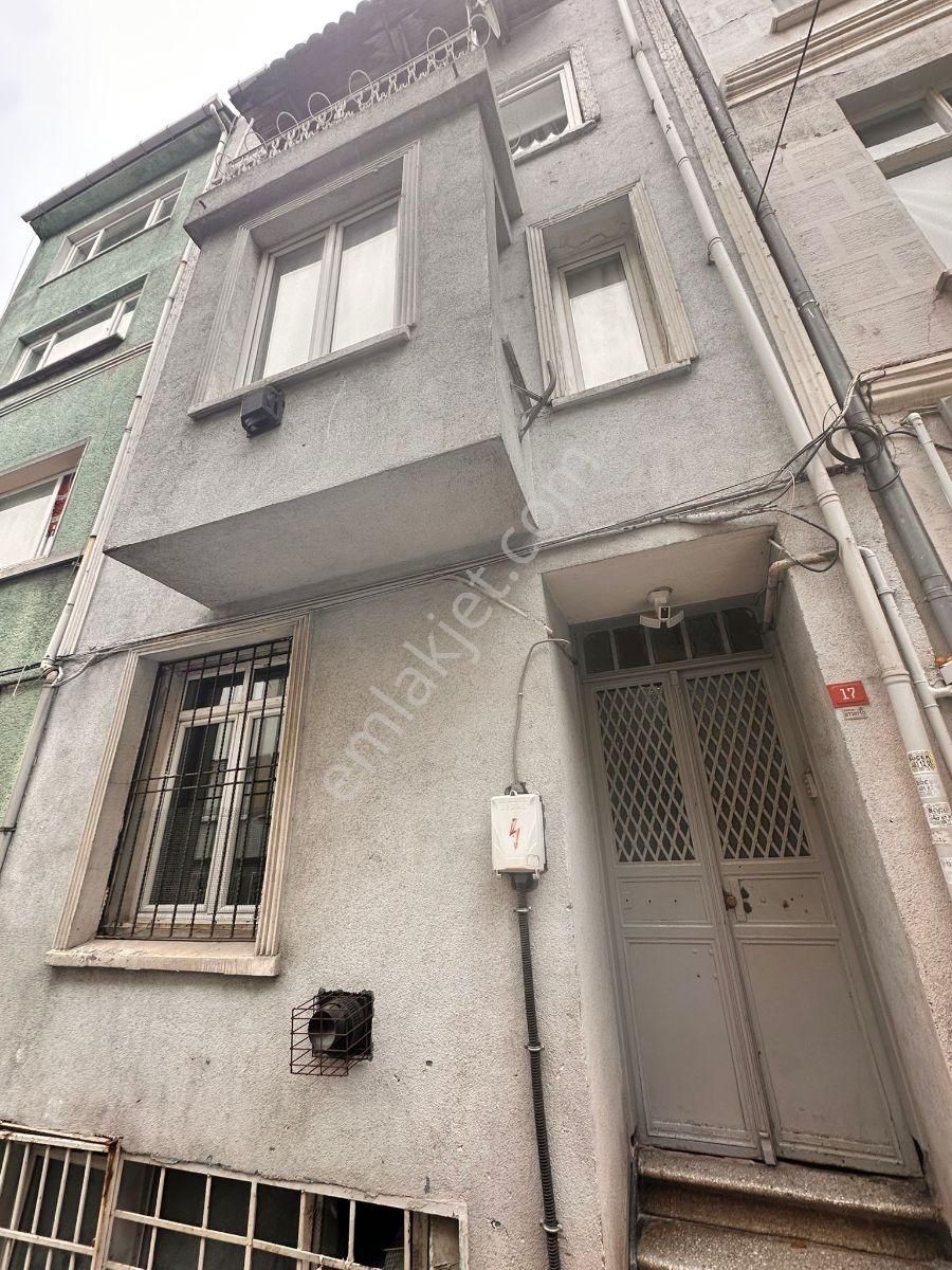 Beyoğlu Kalyoncu Kulluğu Mahallesi Güzel Daire - Görsel 13