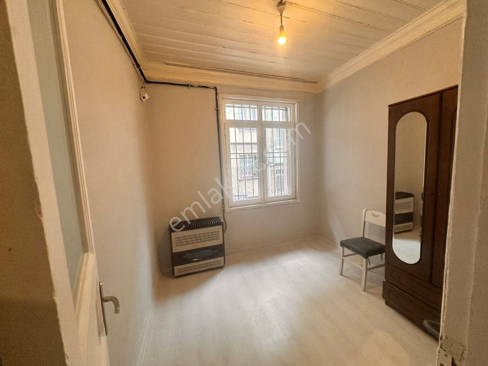 Beyoğlu Kalyoncu Kulluğu Mahallesi Güzel Daire - Görsel 9