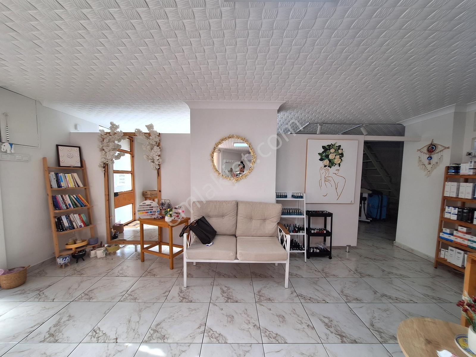 İskele Mahallesinin Kalbinde Devren Kiralık Güzellik Merkezi - Görsel 2