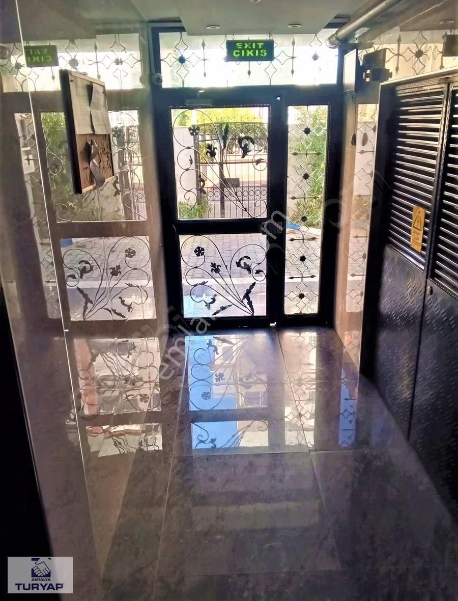 Kızıltoprak Kiralık 2+1 Daire - Görsel 13