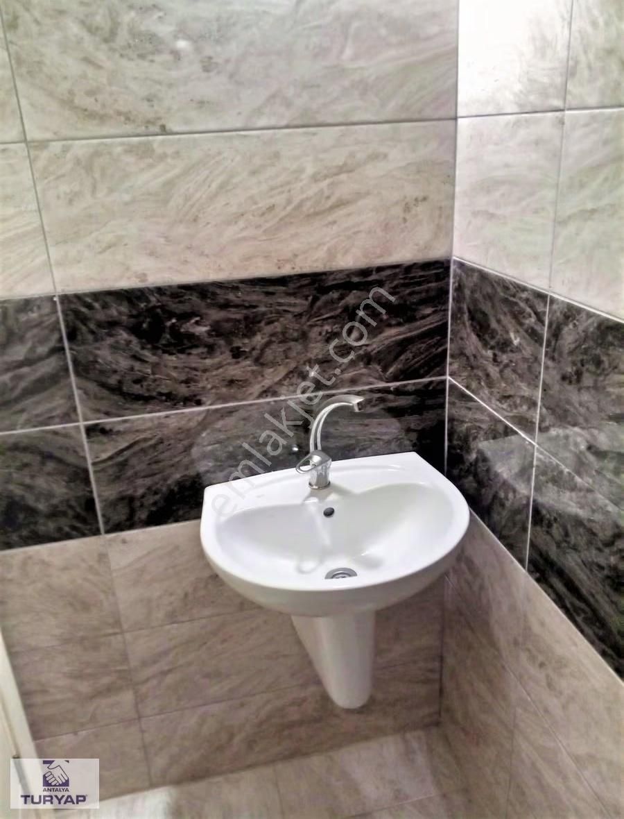 Kızıltoprak Kiralık 2+1 Daire - Görsel 8