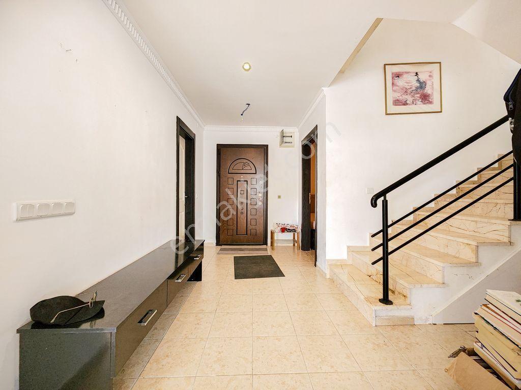 Pazarlıksız Kargıcakta 4+1 Müstakil Site İçinde Villa - Görsel 7