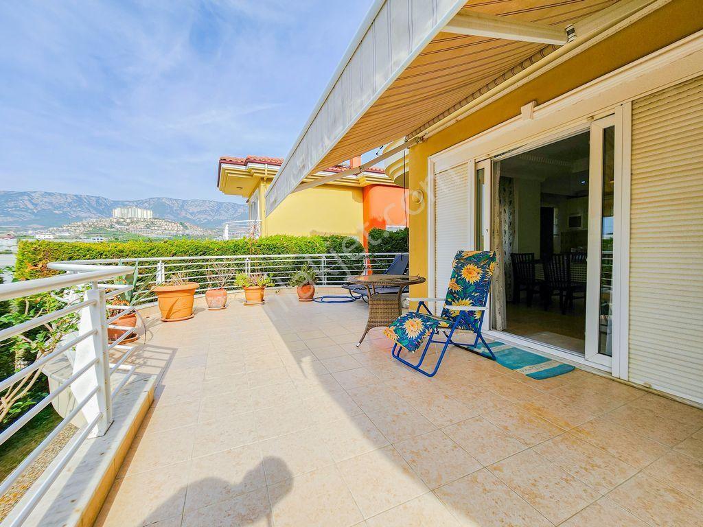 Pazarlıksız Kargıcakta 4+1 Müstakil Site İçinde Villa - Görsel 12