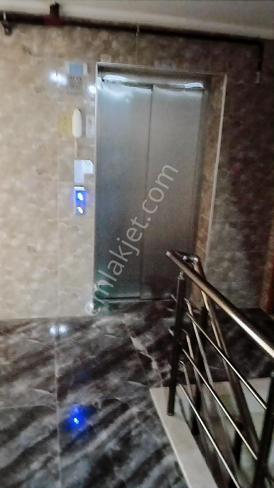 Muatpaşa Güvenlik Mah. 1+1 Eşyalı Kiralık Giriş Daire - Görsel 18