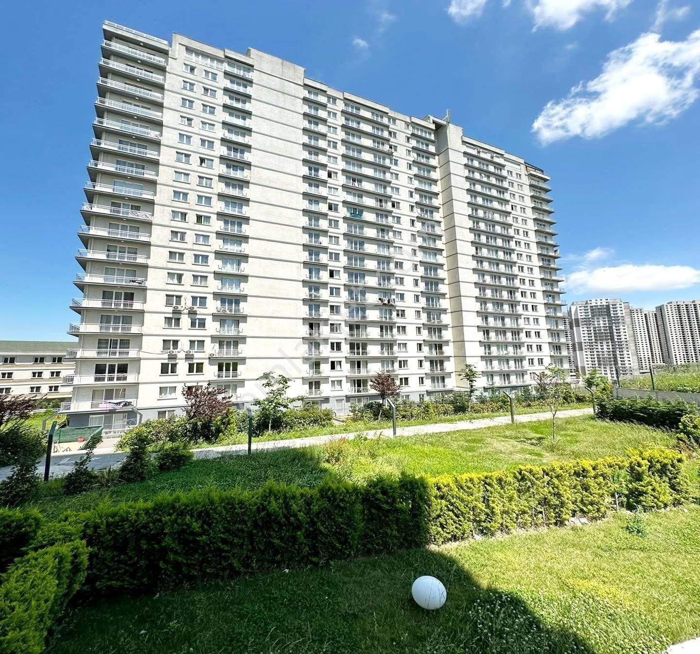 Esenyurt Piri Reis Mahallesi 1+1 Kiralık Boş Daire Balkonlu Havuzlu Site İçerisinde Metrobüse Yakın - Görsel 7