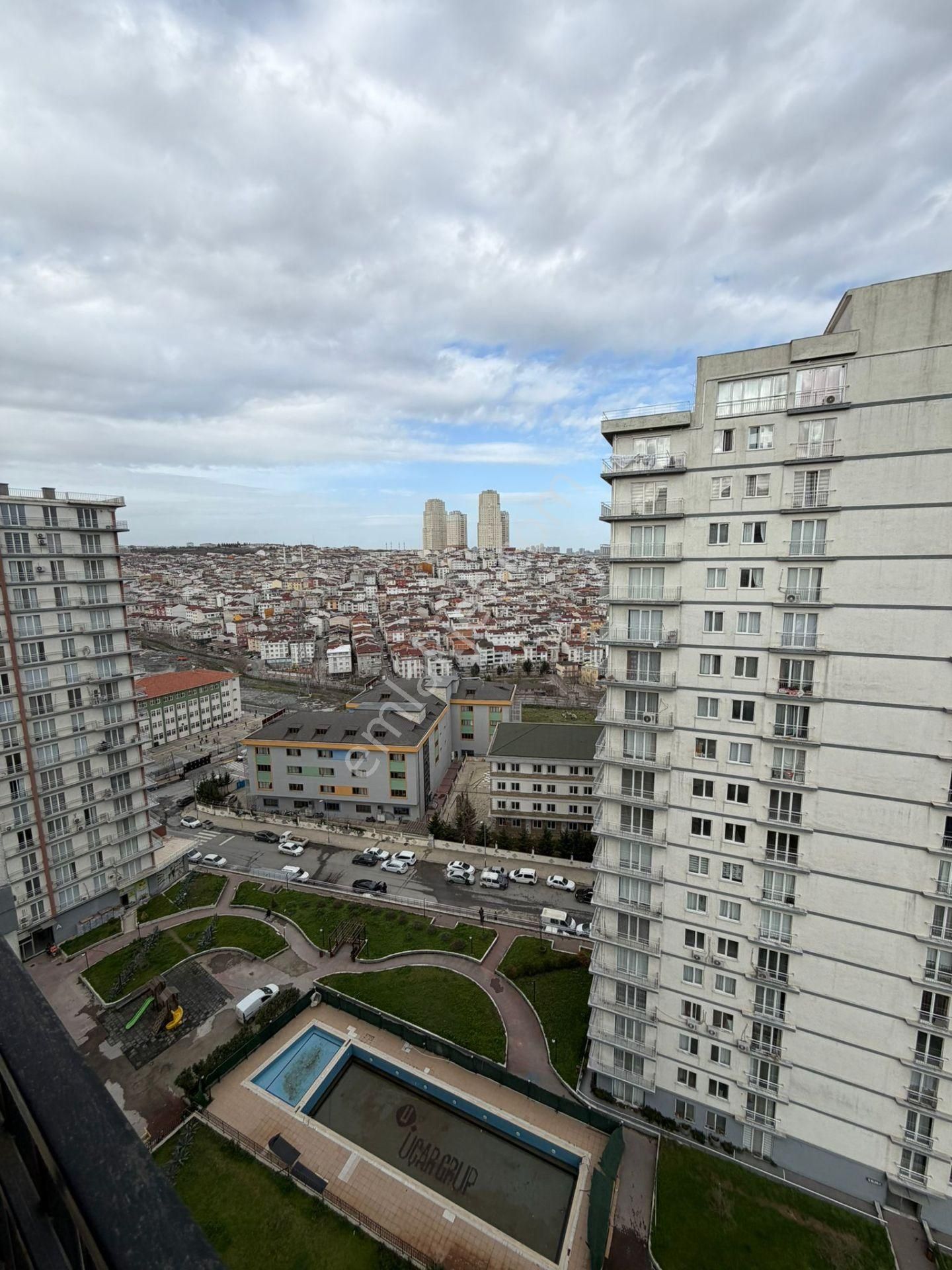 Esenyurt Piri Reis Mahallesi 1+1 Kiralık Boş Daire Balkonlu Havuzlu Site İçerisinde Metrobüse Yakın - Görsel 5