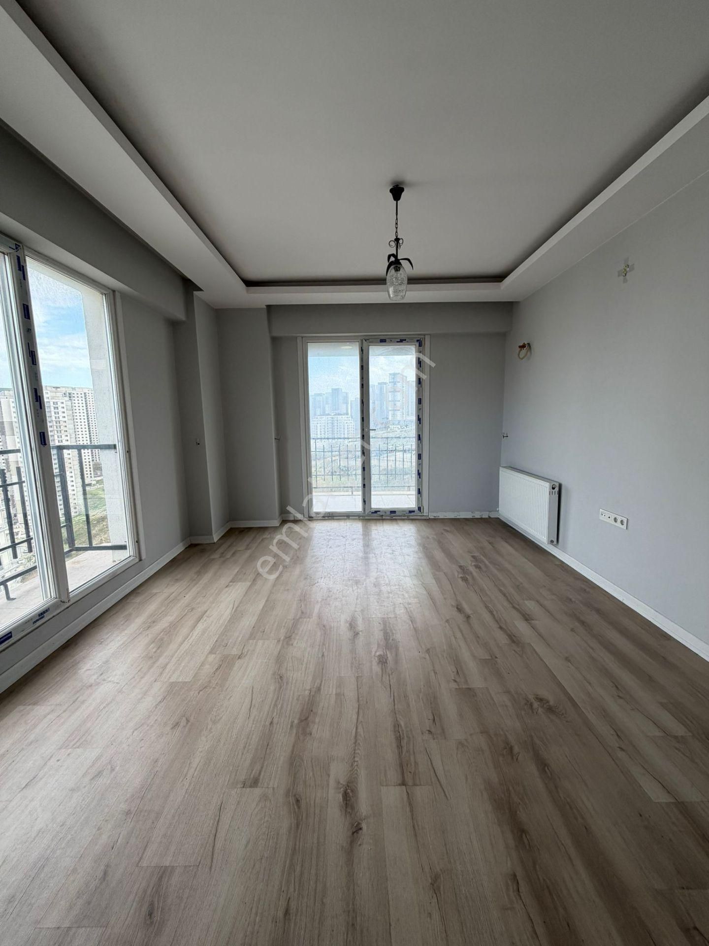 Esenyurt Piri Reis Mahallesi 1+1 Kiralık Boş Daire Balkonlu Havuzlu Site İçerisinde Metrobüse Yakın - Görsel 27
