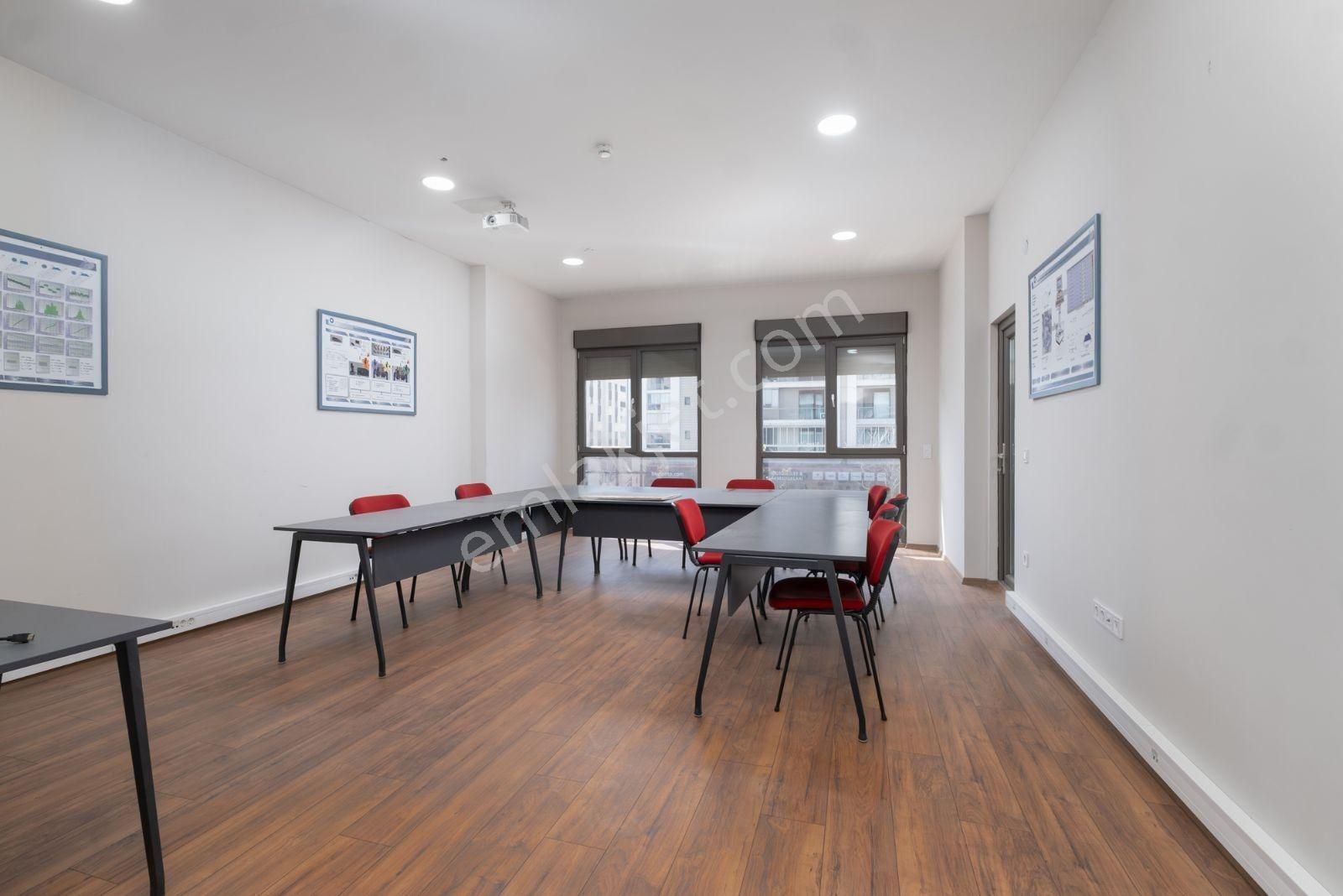 Remax Advantage 23 Nisan Kent Deluxe De Satılık 3+1 Ofis/daire - Görsel 33