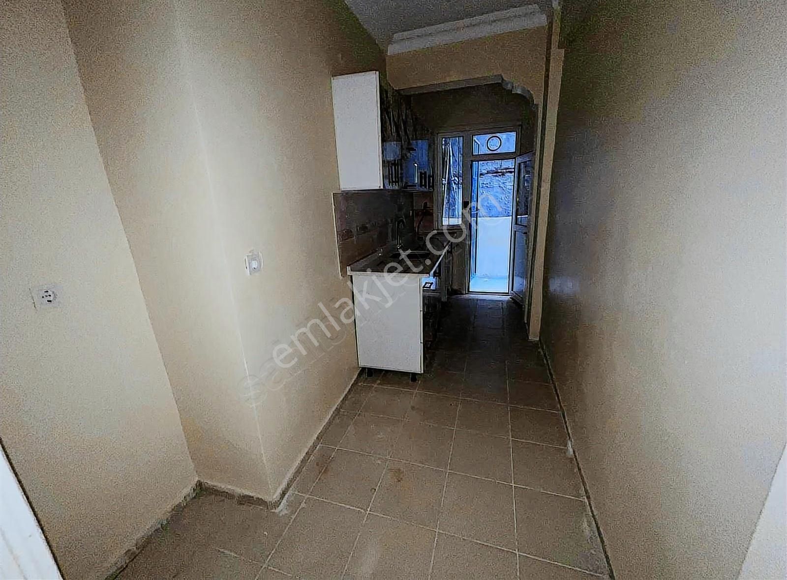 2+1 Düz Giriş Cuma Pazarında 1600.000 - Görsel 24