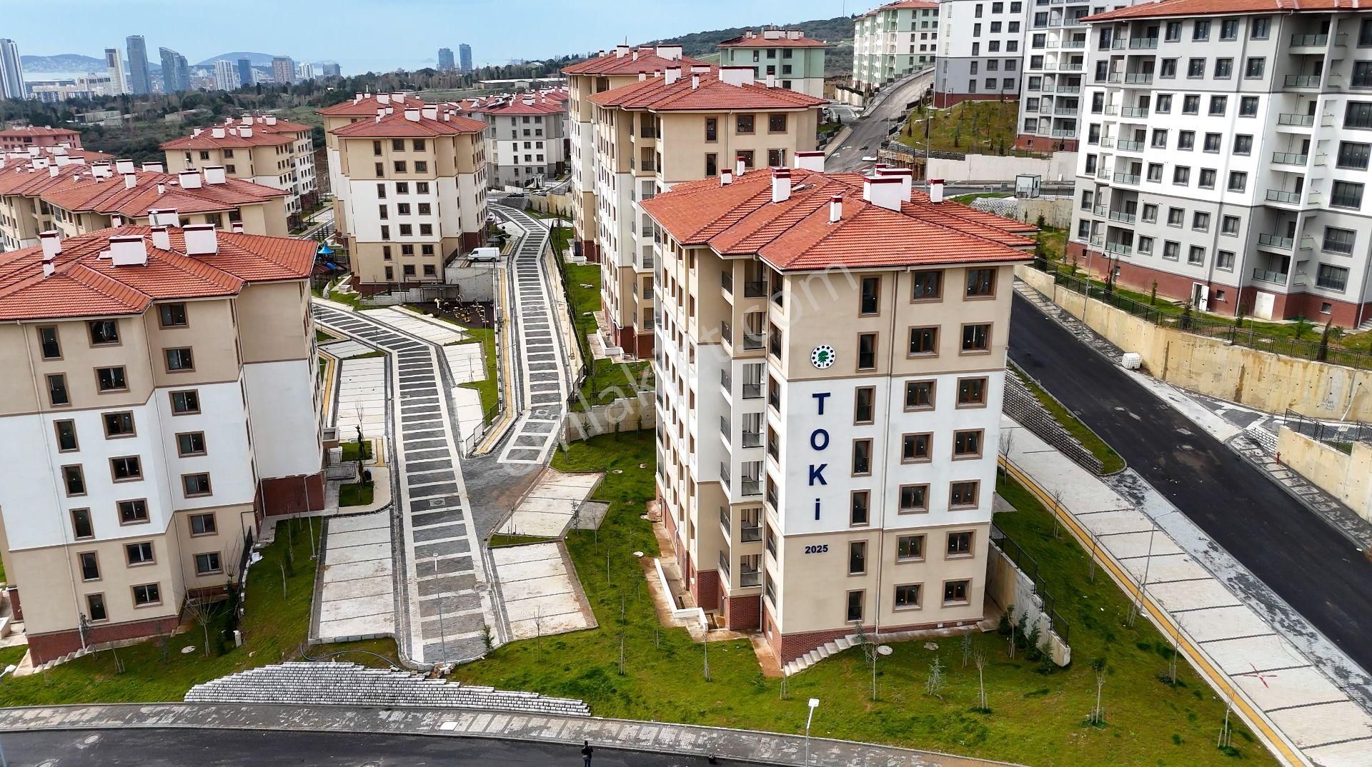 Maltepe Toki’de Kiralık Sıfır 2+1 | Ebeveyn Banyolu, 3'lü Ankastre Setlı, Ara Kat - Görsel 3