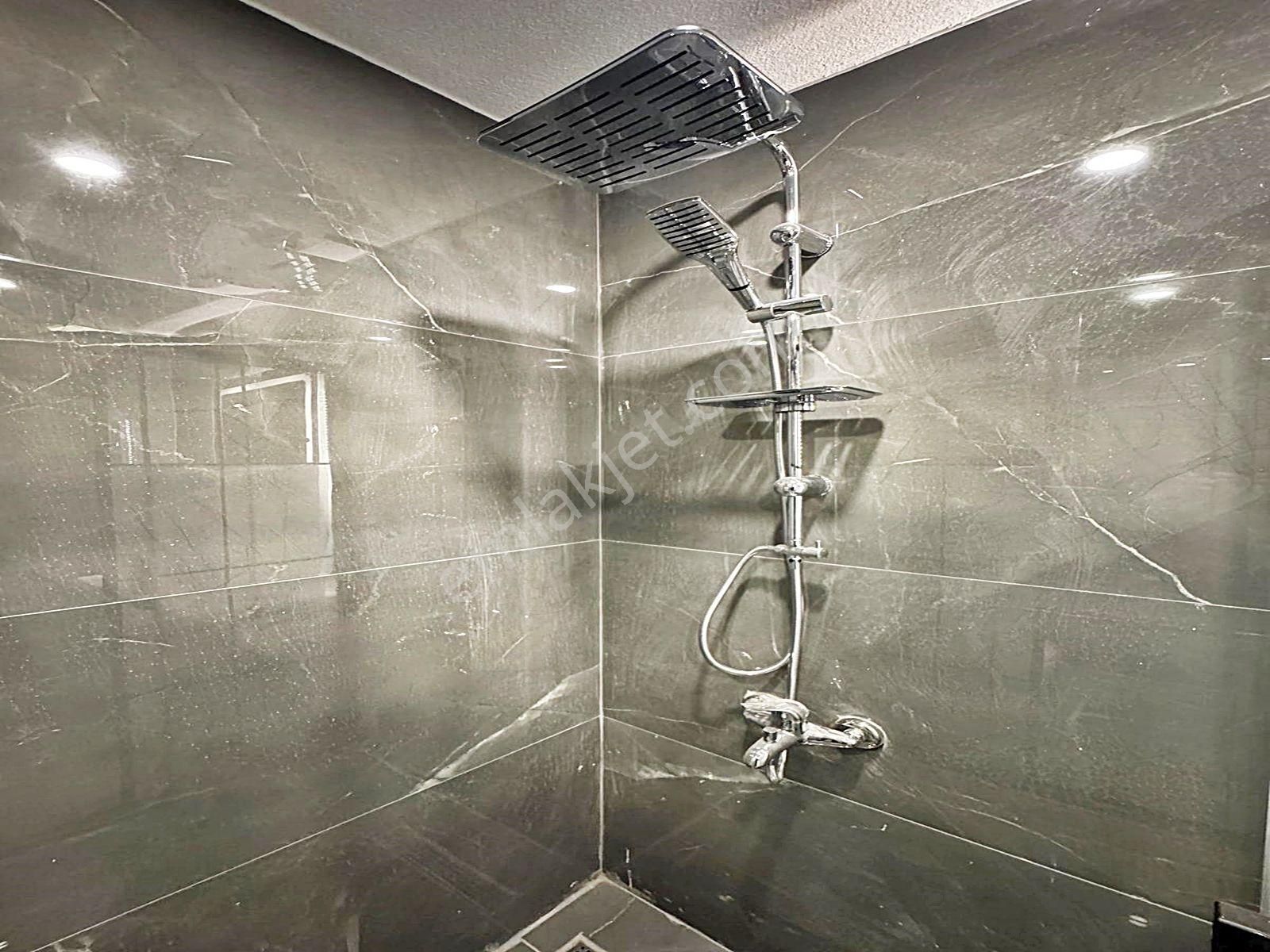 Cadde34'den Beylikdüzü Kavaklı'da Sıfır Kapalı Otoparklı Butik Sitede 3+1 Ebeveyn Banyolu Arakat - Görsel 15