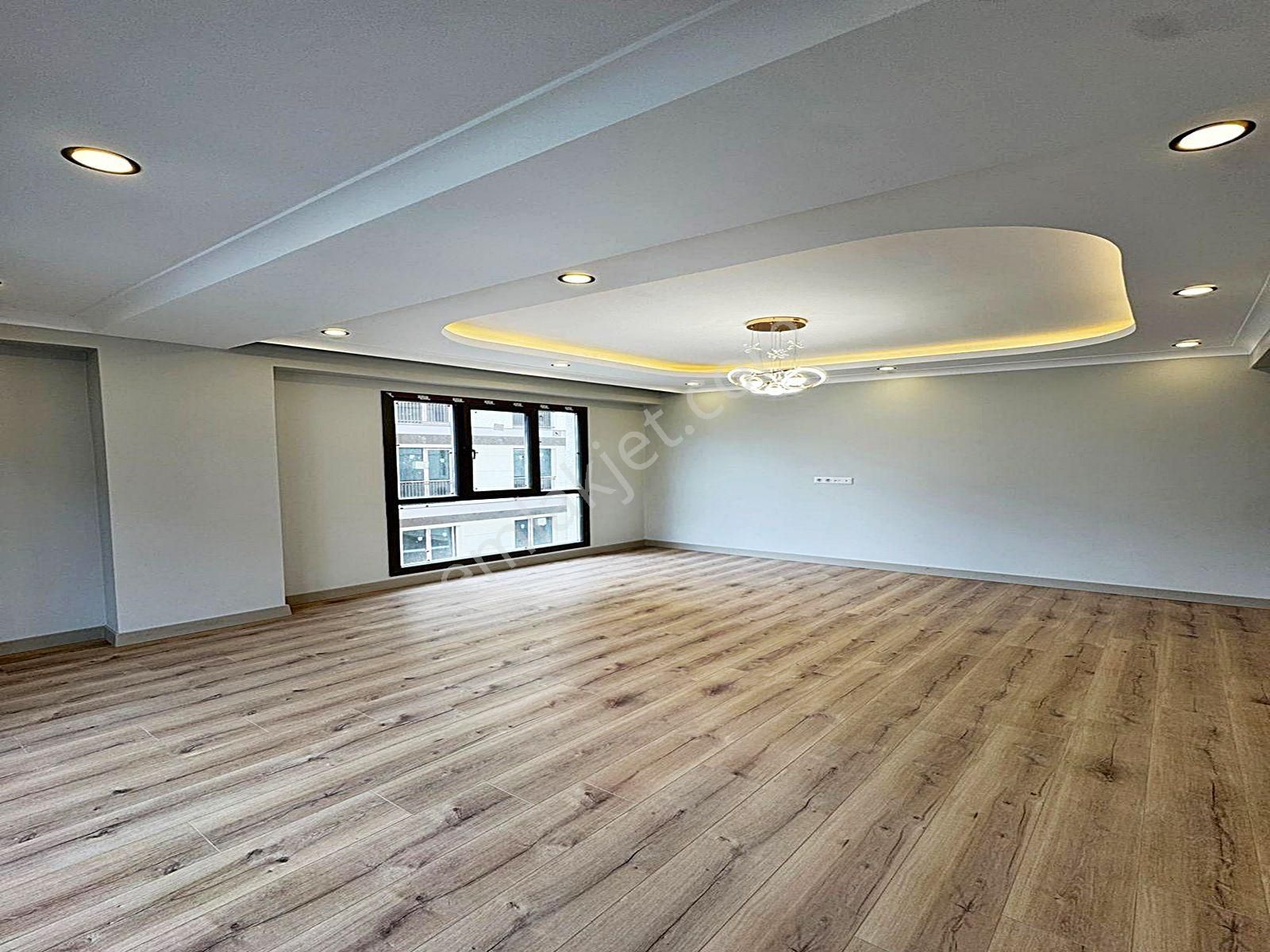 Cadde34'den Beylikdüzü Kavaklı'da Sıfır Kapalı Otoparklı Butik Sitede 3+1 Ebeveyn Banyolu Arakat - Görsel 3