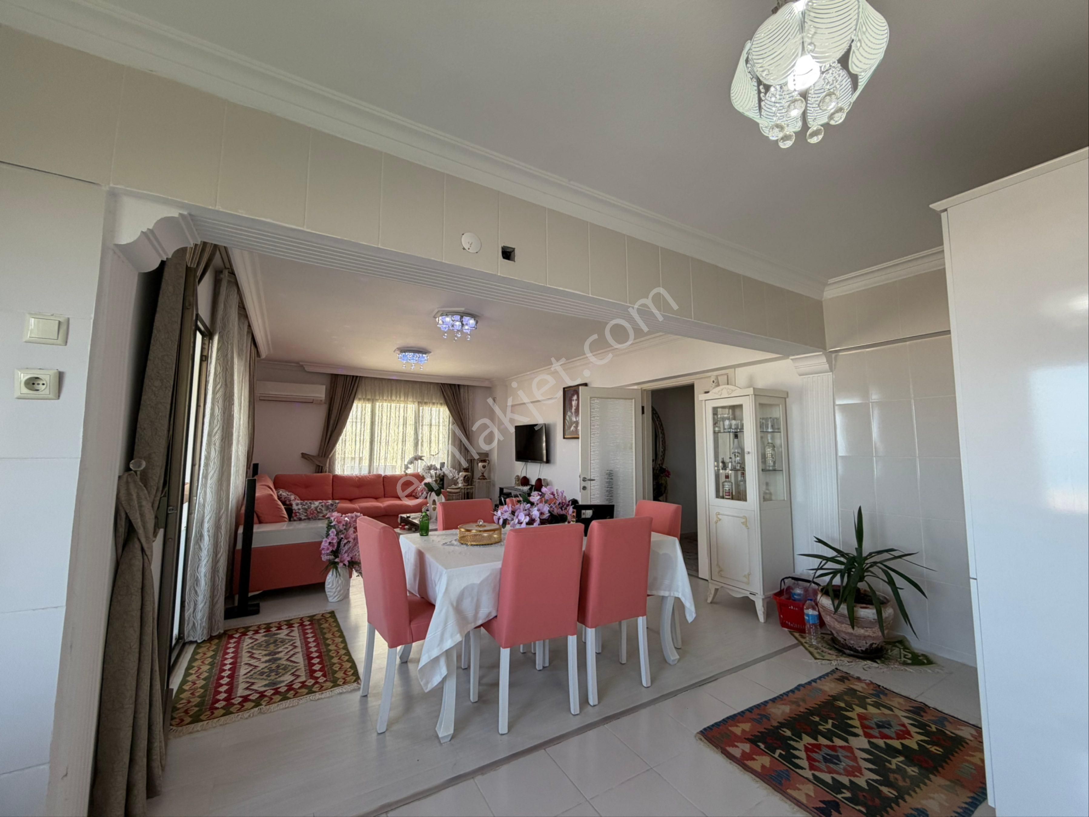 Kuşadası Ege Mahallesinde Eşsiz Full Deniz Manzaralı 3+1 Satılık Daire - Görsel 8