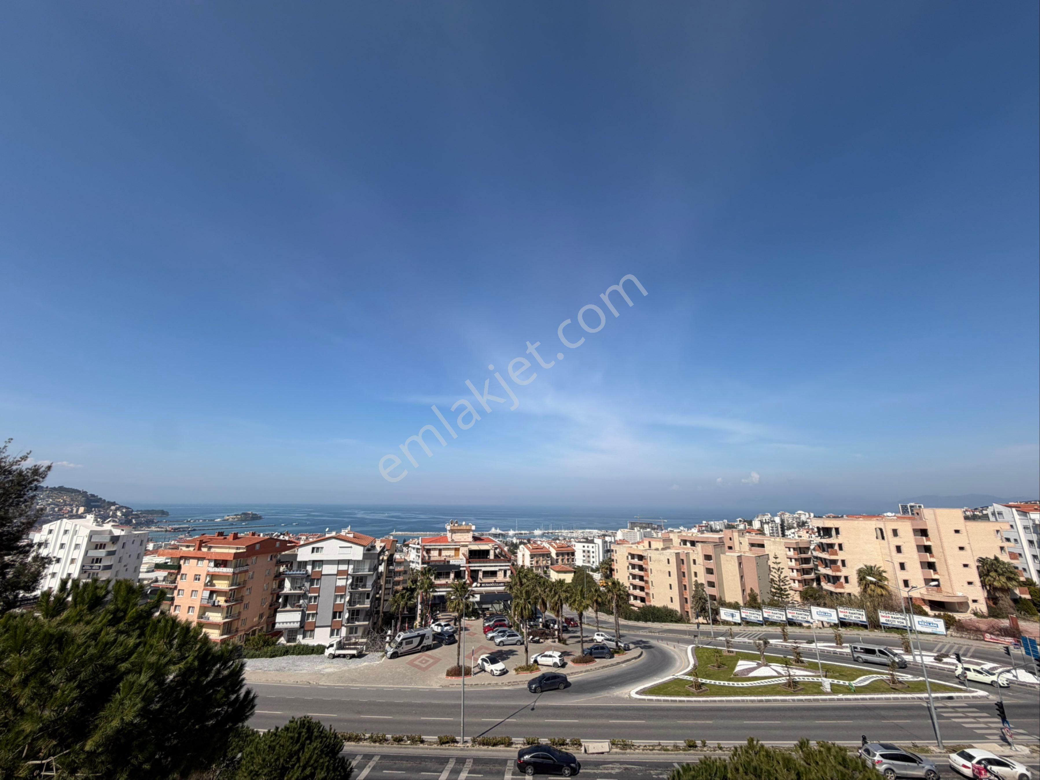 Kuşadası Ege Mahallesinde Eşsiz Full Deniz Manzaralı 3+1 Satılık Daire - Görsel 34