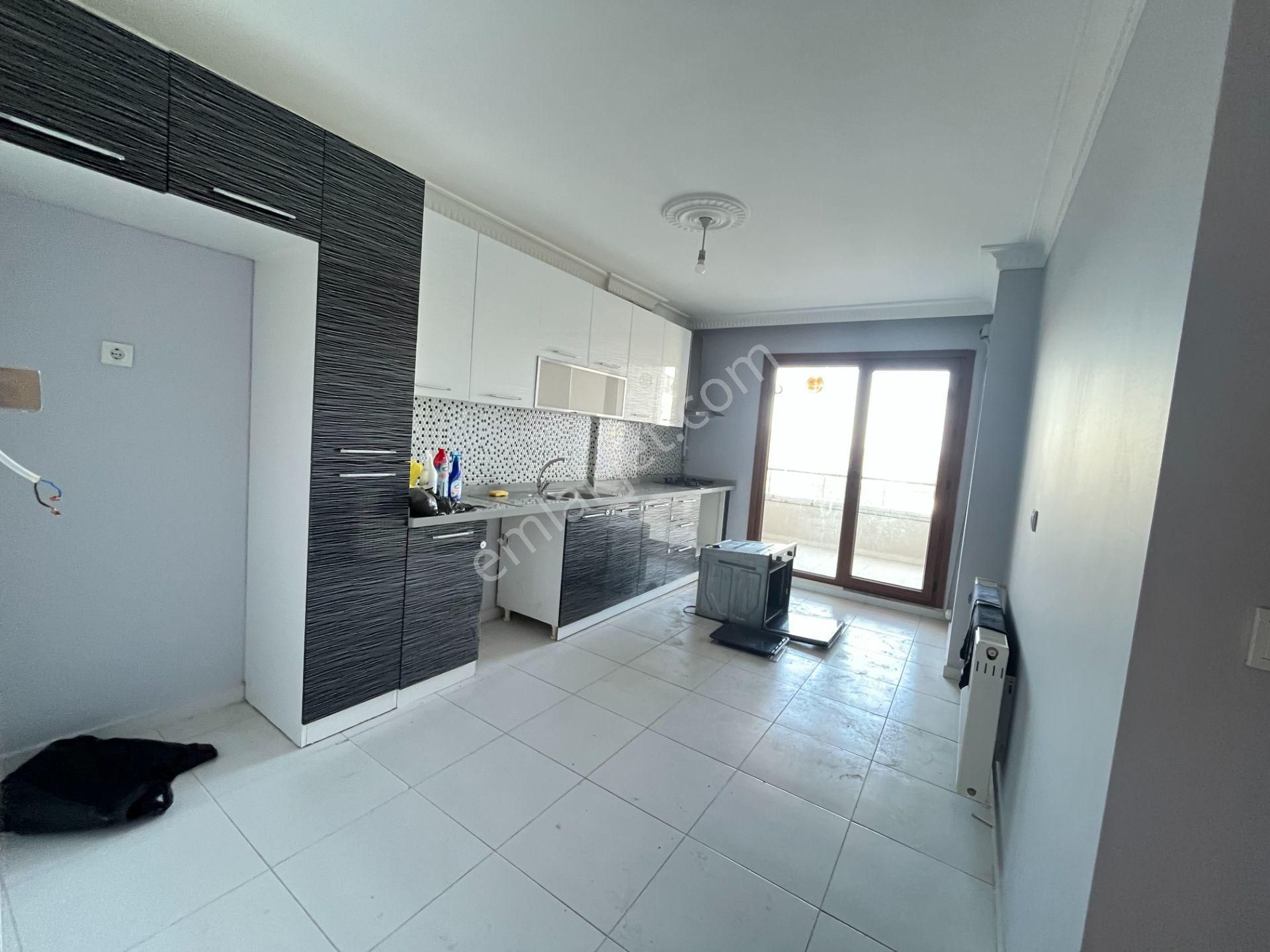 Büyükçekmece Cumhuriyet Mah Yeni Bina Lüks Temiz 3+1 Kiralık Daire - Görsel 15