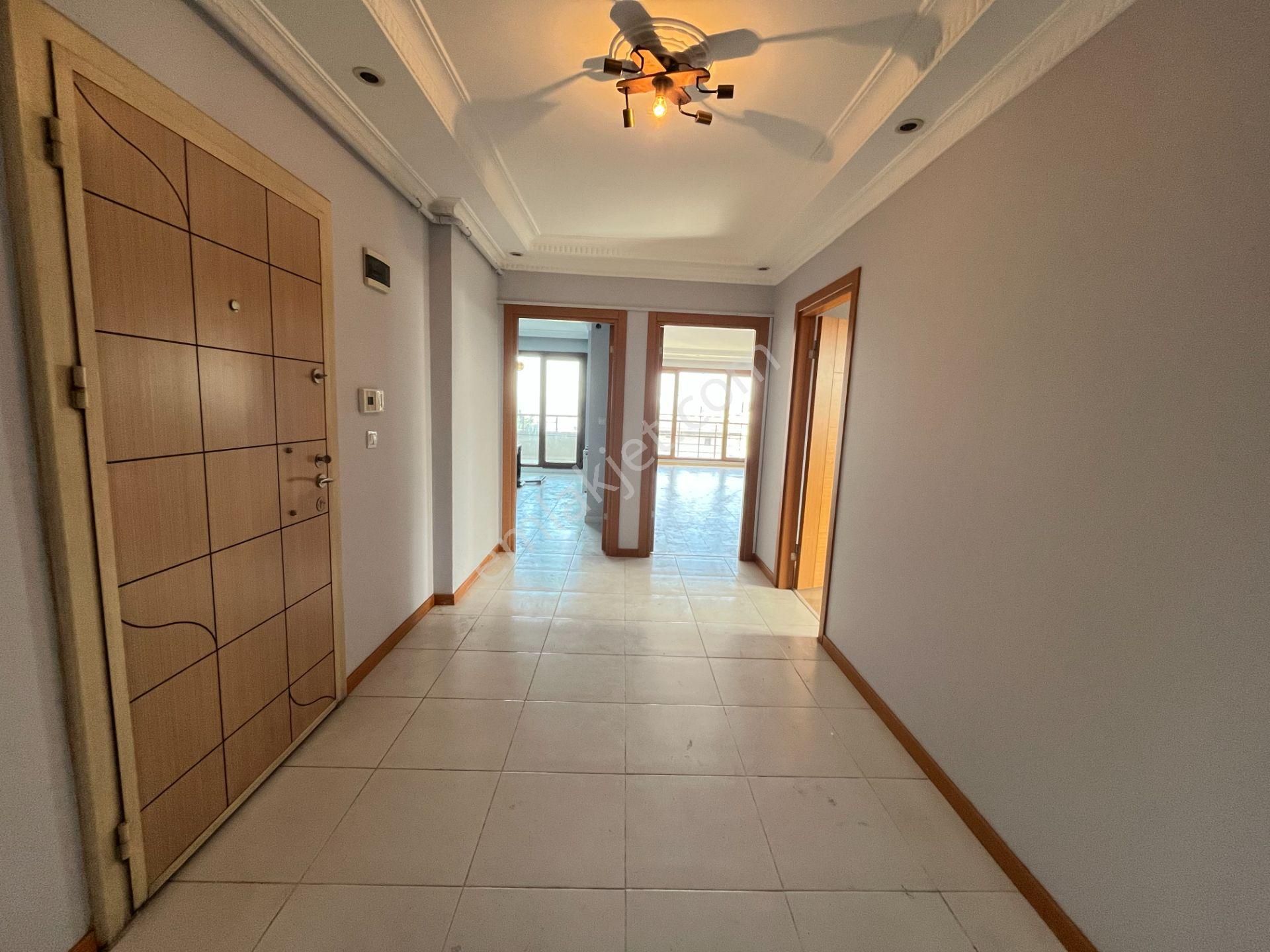 Büyükçekmece Cumhuriyet Mah Yeni Bina Lüks Temiz 3+1 Kiralık Daire - Görsel 16