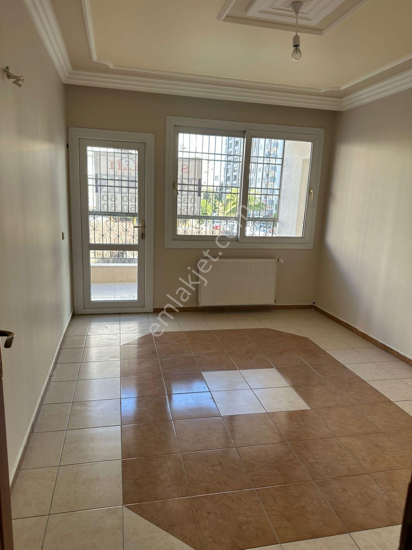 Adana Huzurevlerinde 3+1 Doğalgazlı Kombili Yakın Konumda Metroya Yakın Kiralık Fırsat Daire - Görsel 2