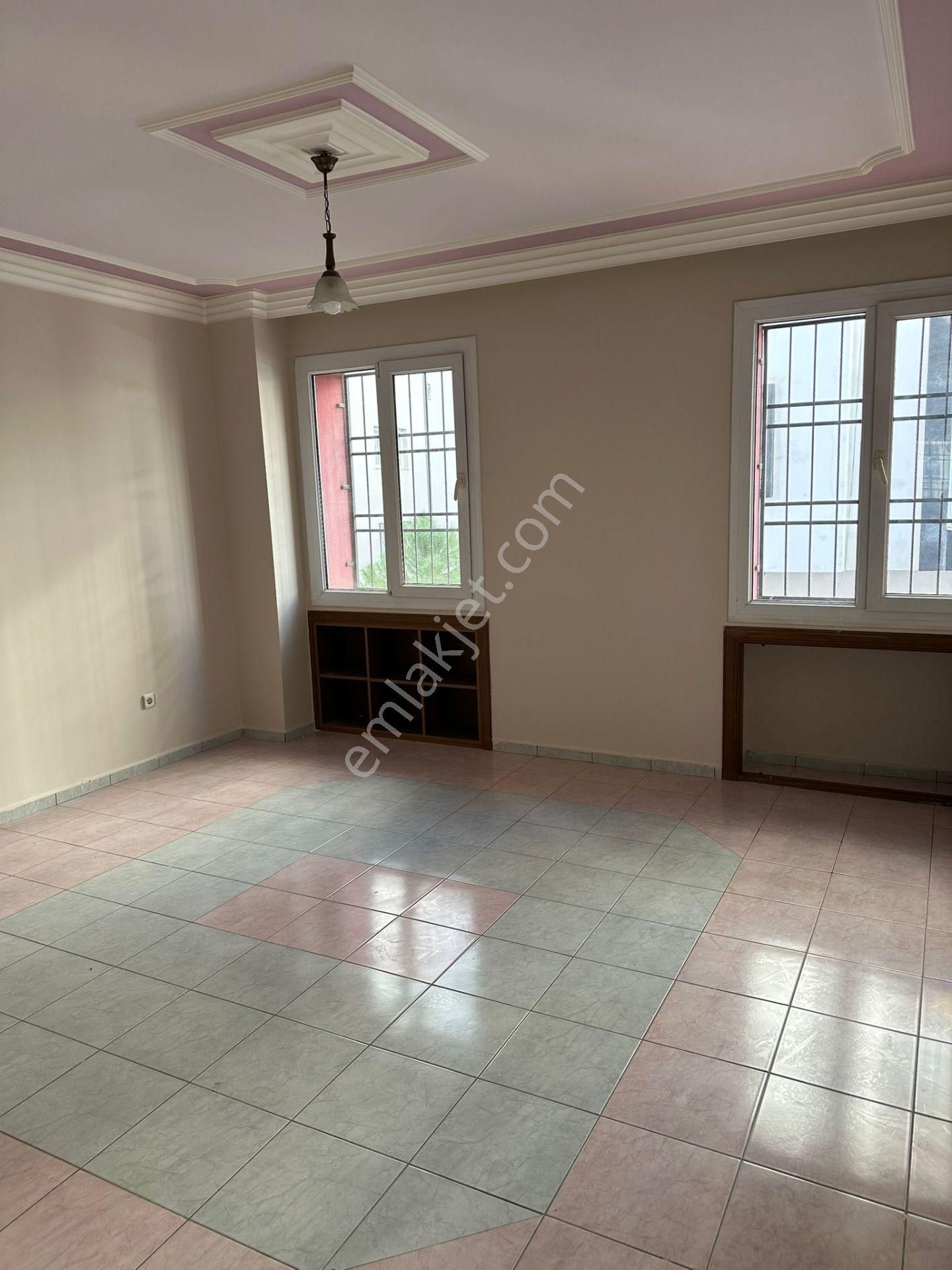 Adana Huzurevlerinde 3+1 Doğalgazlı Kombili Yakın Konumda Metroya Yakın Kiralık Fırsat Daire - Görsel 5