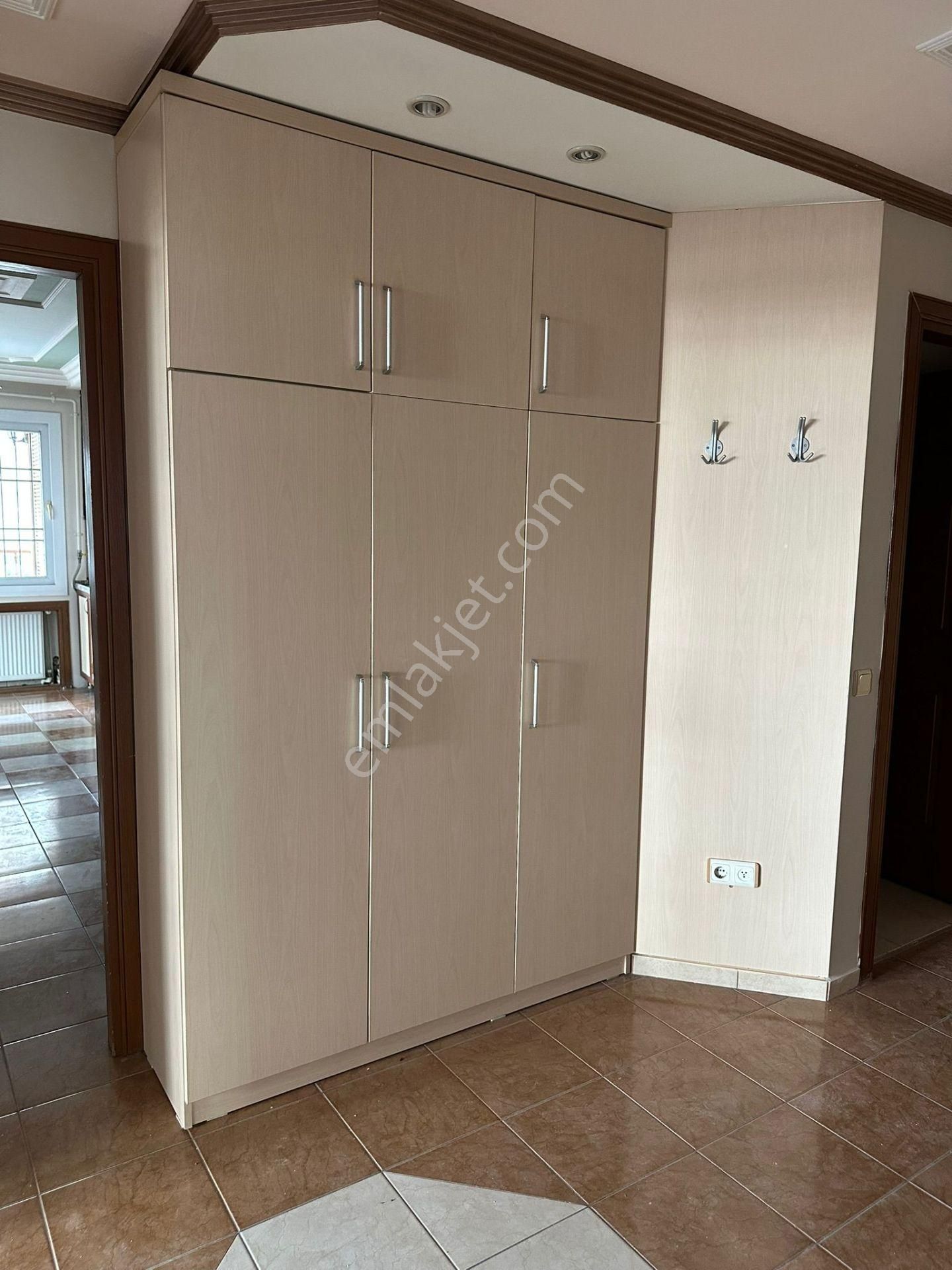 Adana Huzurevlerinde 3+1 Doğalgazlı Kombili Yakın Konumda Metroya Yakın Kiralık Fırsat Daire - Görsel 4