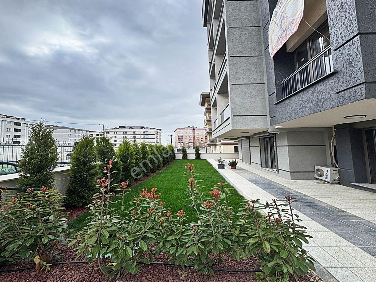 Cadde34'den Beylikdüzü Kavaklı'da Sıfır Kapalı Otoparklı Butik Sitede 2+1 Krediye Uygun Arakat