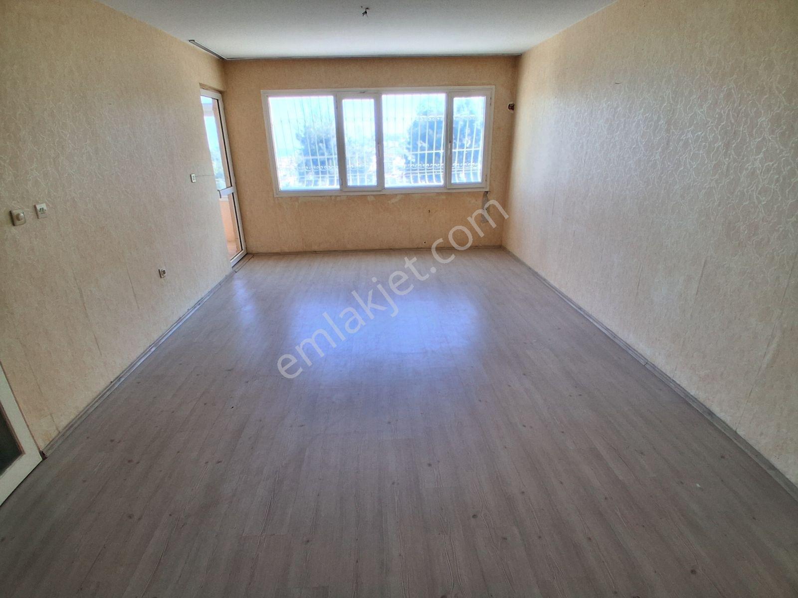 Satılık Daire, 2+1, Ara Kat, Deniz Görür, Esentepe, Mimkent'de