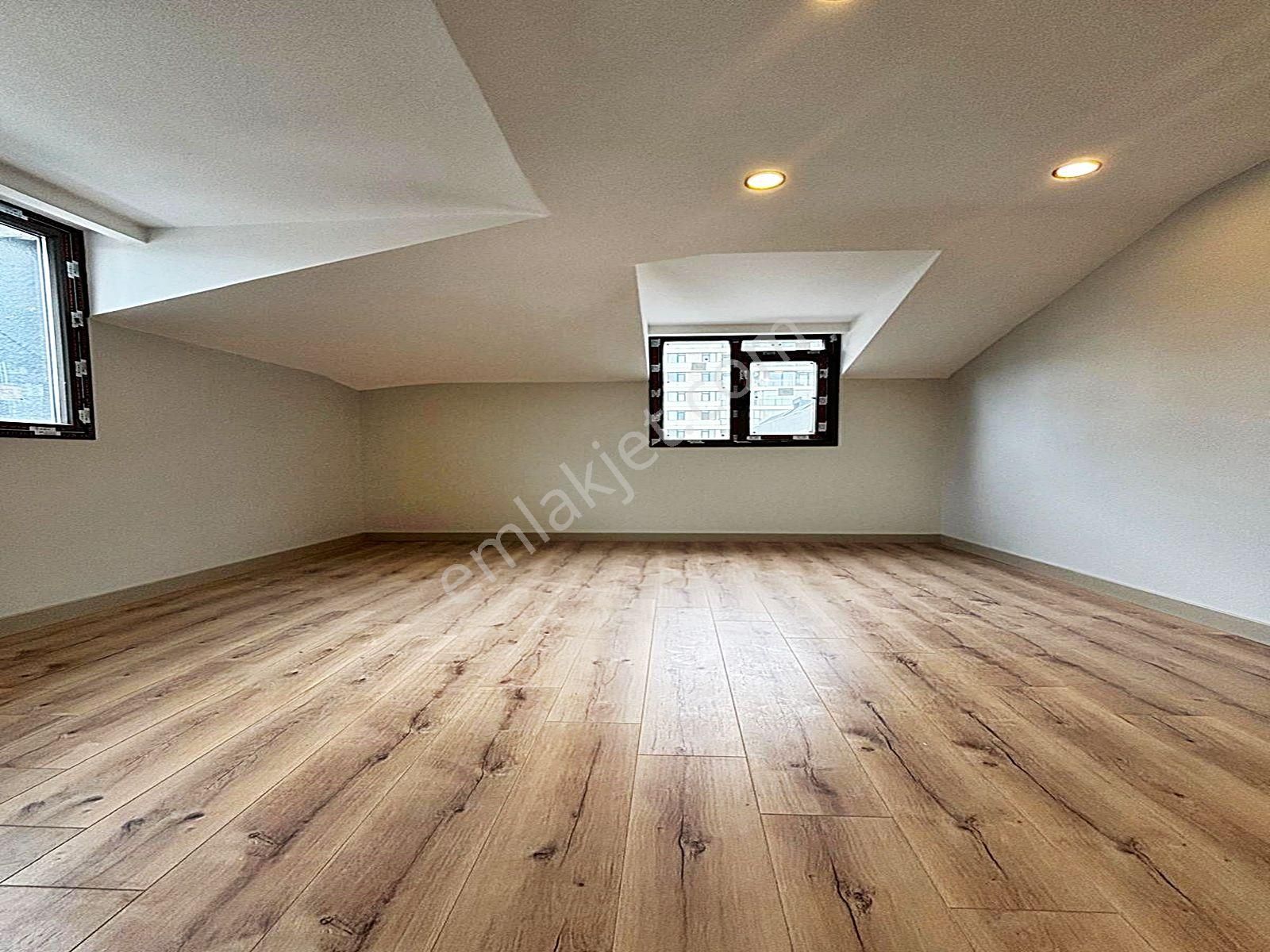 Cadde34'den Beylikdüzü Kavaklı'da Sıfır Kapalı Otoparklı Butik Sitede 4+2 Teraslı Dubleks - Görsel 30