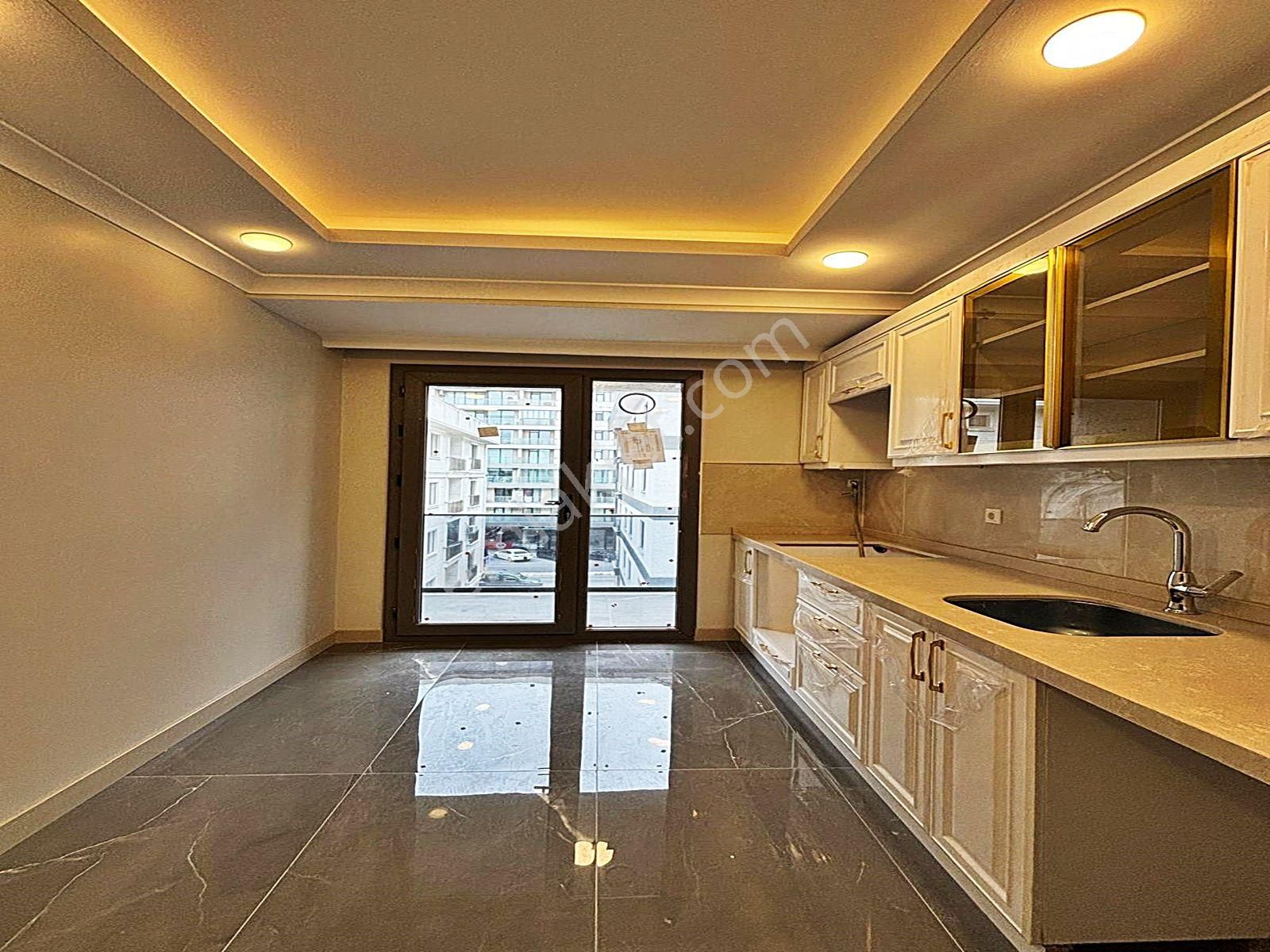 Cadde34'den Beylikdüzü Kavaklı'da Sıfır Kapalı Otoparklı Butik Sitede 4+2 Teraslı Dubleks - Görsel 8