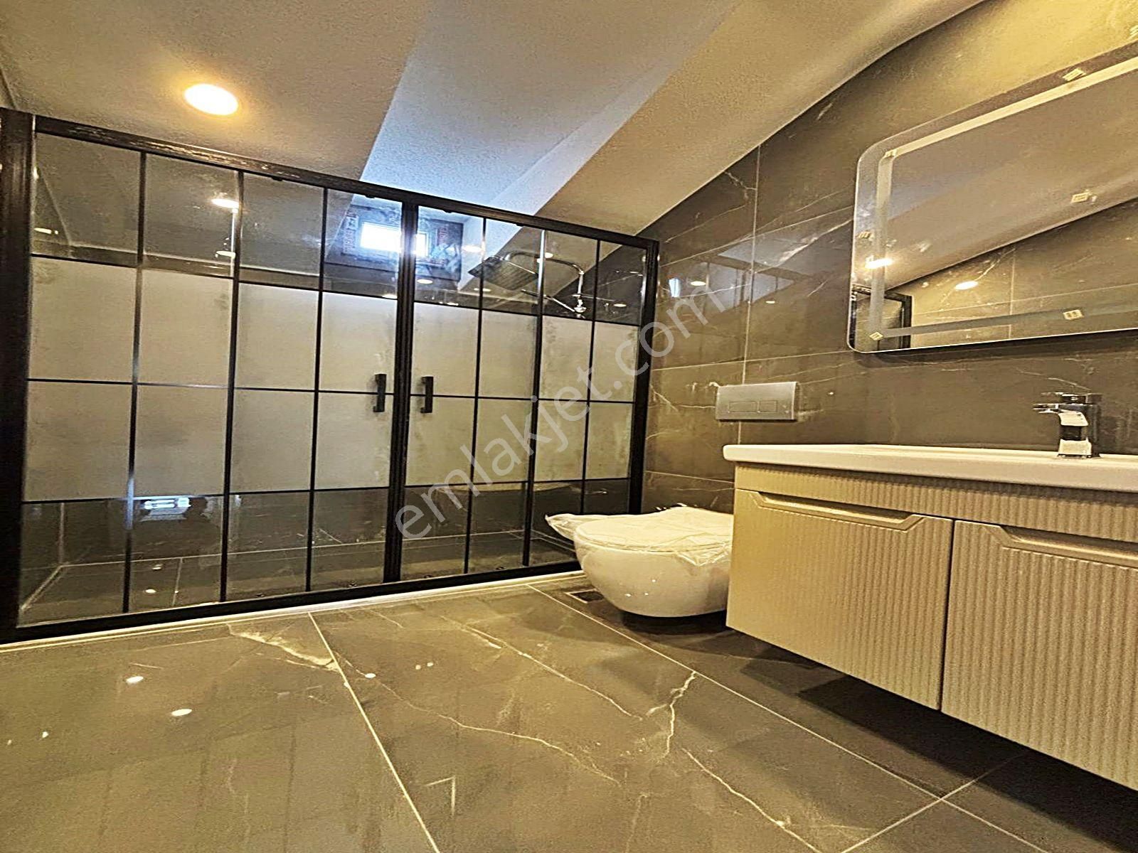 Cadde34'den Beylikdüzü Kavaklı'da Sıfır Kapalı Otoparklı Butik Sitede 4+2 Teraslı Dubleks - Görsel 24