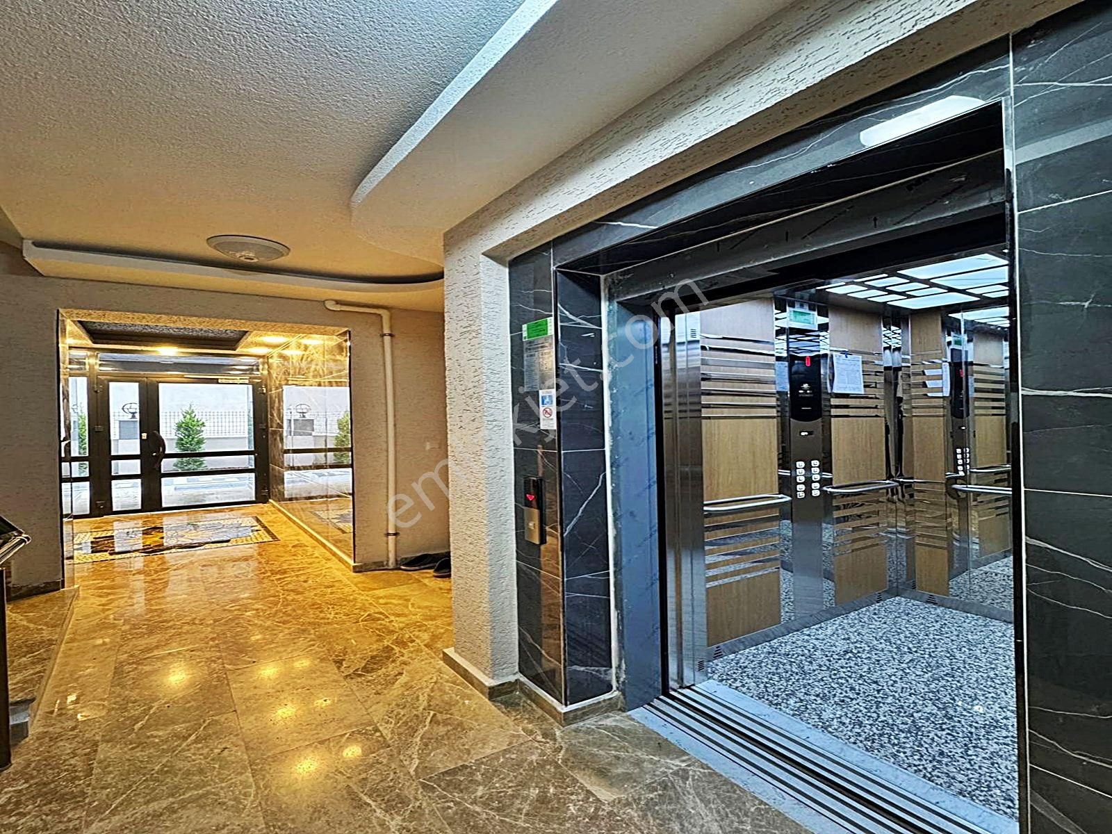 Cadde34'den Beylikdüzü Kavaklı'da Sıfır Kapalı Otoparklı Butik Sitede 4+2 Teraslı Dubleks - Görsel 6