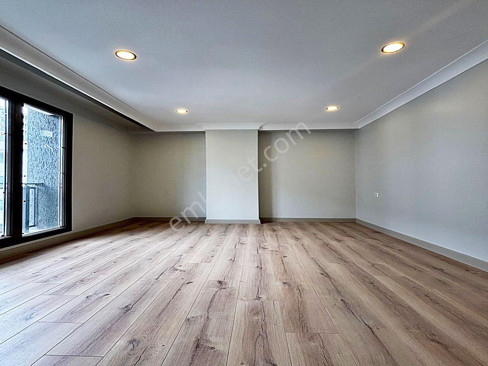 Cadde34'den Beylikdüzü Kavaklı'da Sıfır Kapalı Otoparklı Butik Sitede 4+2 Teraslı Dubleks - Görsel 15