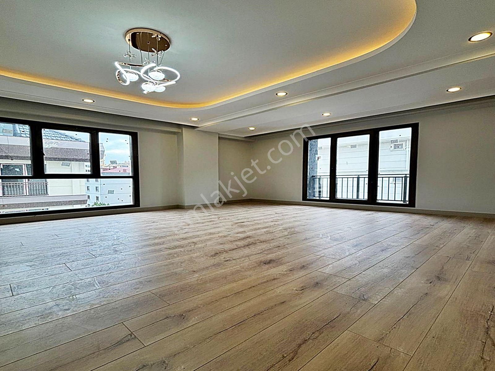 Cadde34'den Beylikdüzü Kavaklı'da Sıfır Kapalı Otoparklı Butik Sitede 4+2 Teraslı Dubleks - Görsel 4