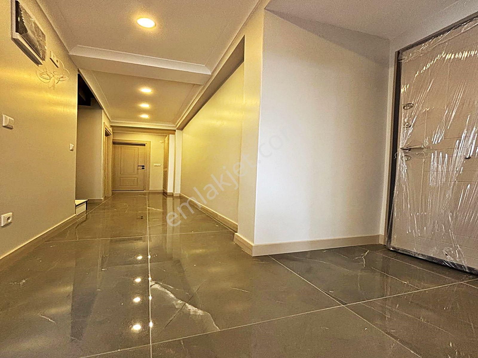 Cadde34'den Beylikdüzü Kavaklı'da Sıfır Kapalı Otoparklı Butik Sitede 4+2 Teraslı Dubleks - Görsel 18