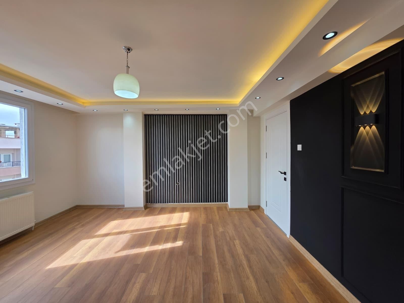 Buca Emlak Tan Satılık 3+1 Doğalgazlı Daire İşçievleri Buca