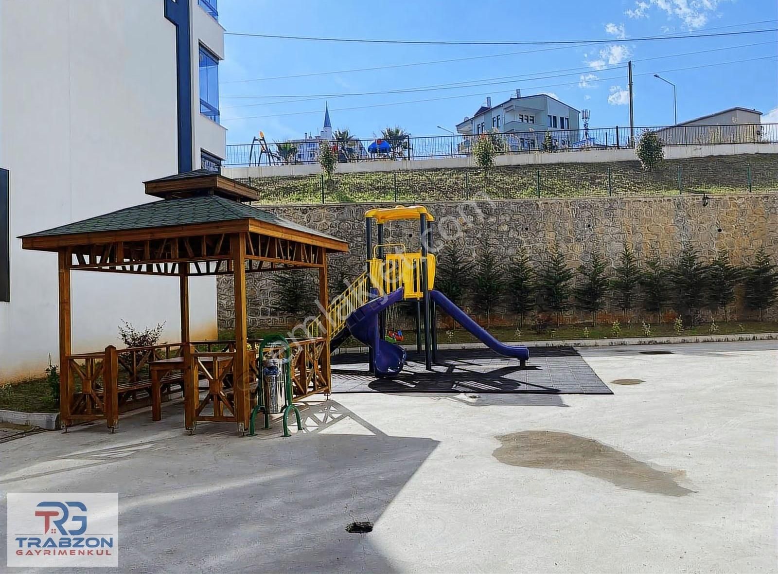 Trabzon Gayrimenkulden Pelitlide 3+1 Satılık Lüks Daire - Görsel 16