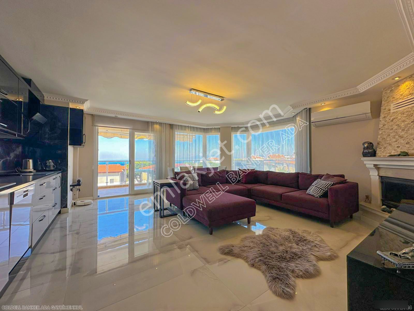 Kuşadası Merkezde Önü Kapanmaz Full Deniz Ve Şehir Manzaralı Satılık 3+1 Daire - Görsel 3