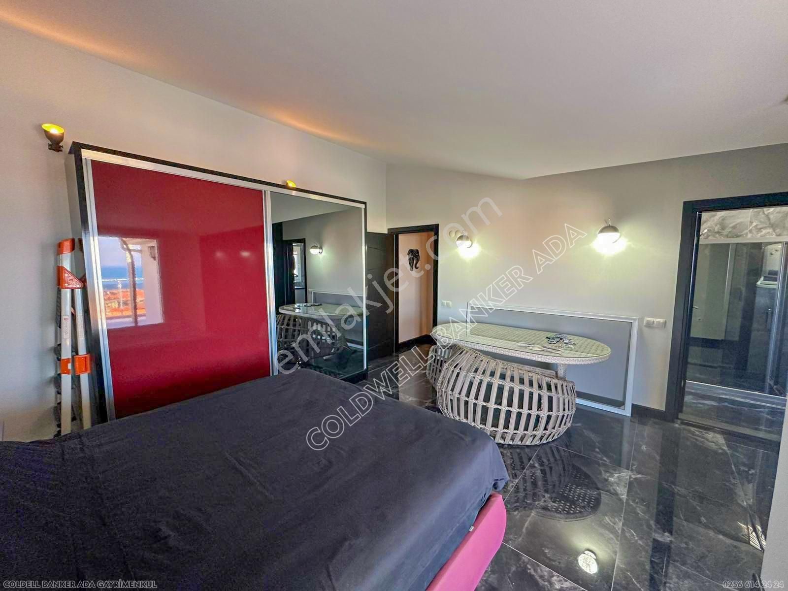 Kuşadası Merkezde Önü Kapanmaz Full Deniz Ve Şehir Manzaralı Satılık 3+1 Daire - Görsel 34