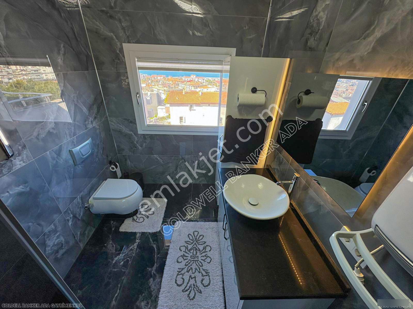 Kuşadası Merkezde Önü Kapanmaz Full Deniz Ve Şehir Manzaralı Satılık 3+1 Daire - Görsel 33