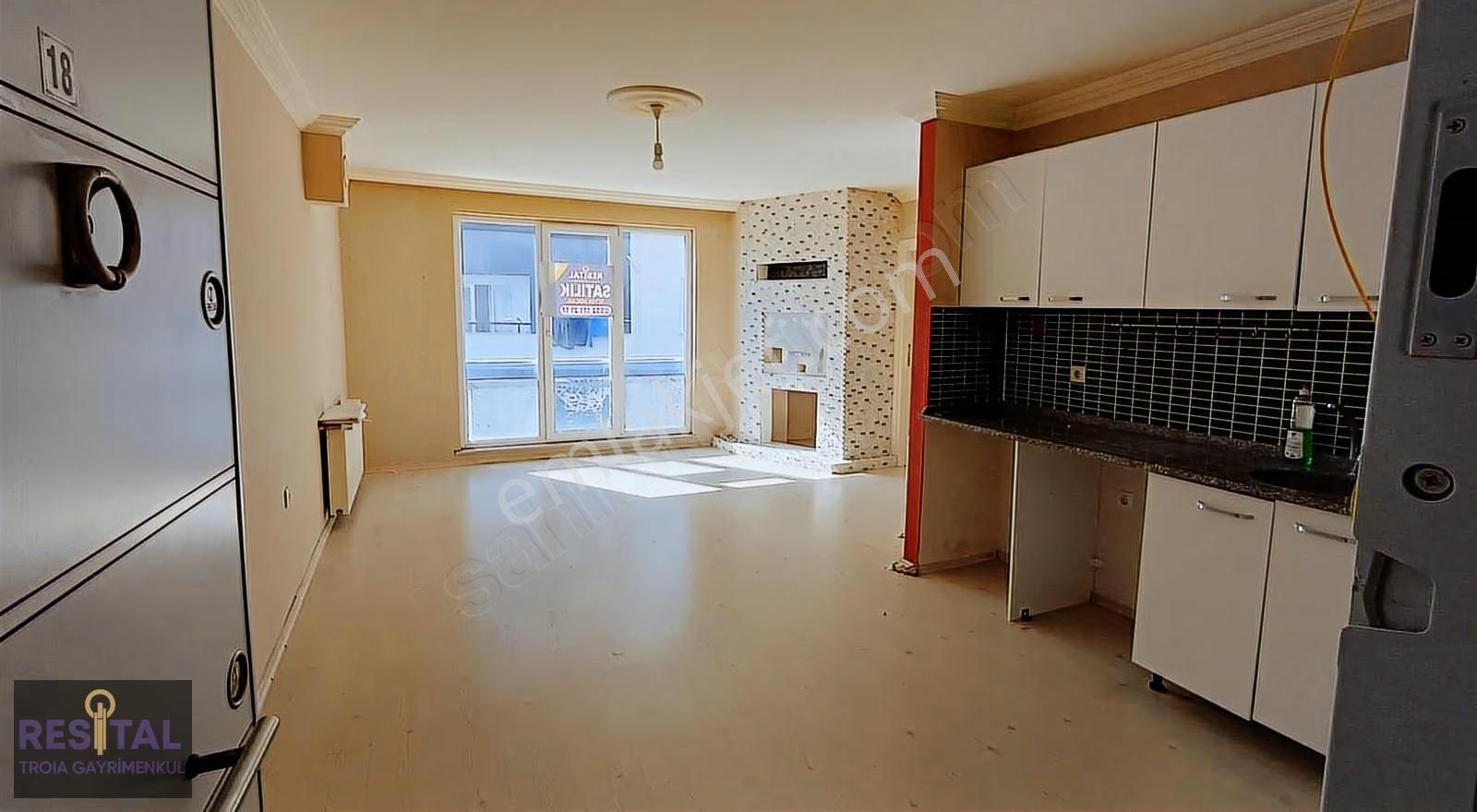 Çanakkale Kepez Lımana Yakın Geniş 60 M2 1+1 Satılık