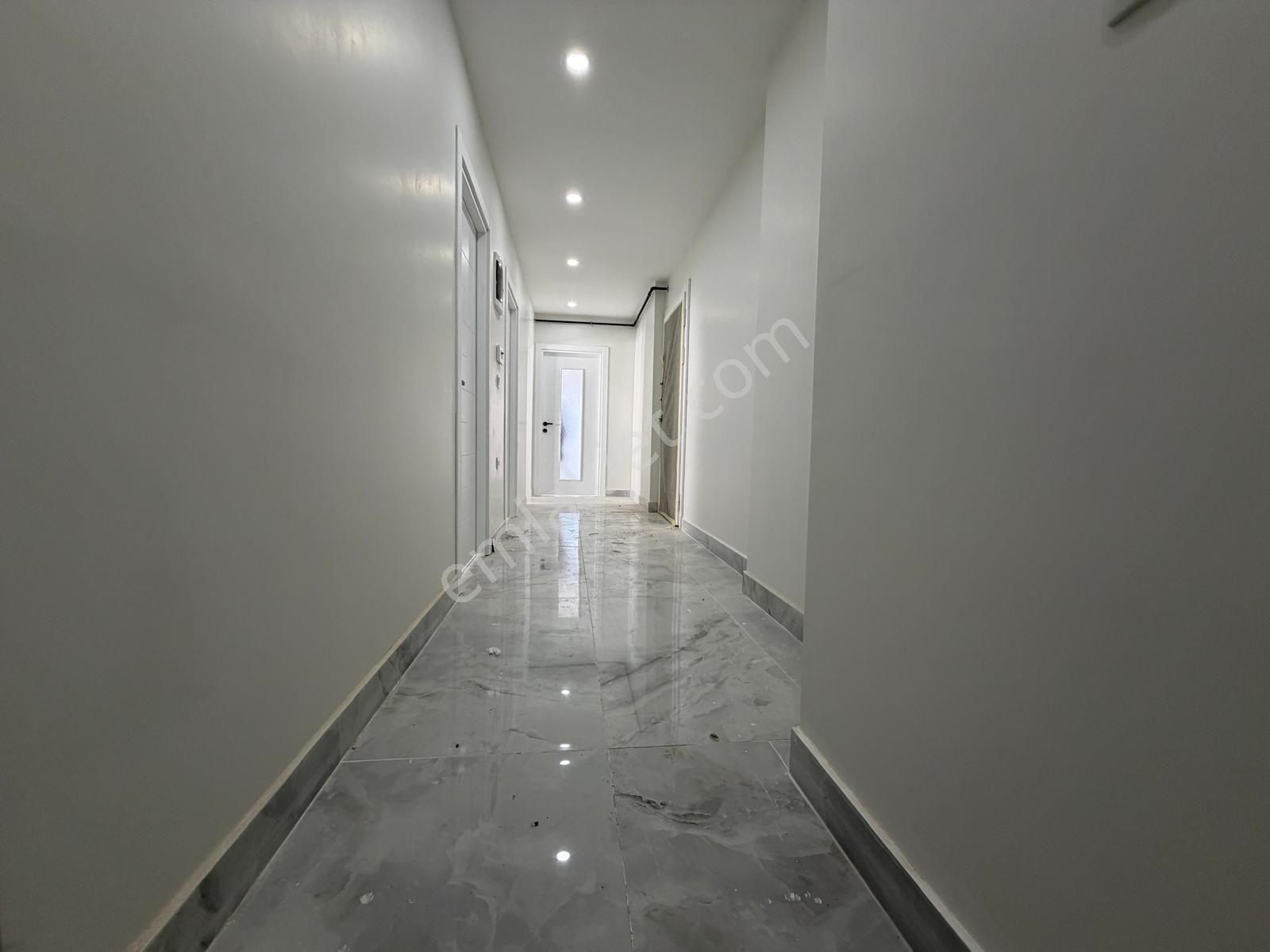 İstanbul House'dan Bahçelievler'de Sıfır Binada 5+2 Lüks Dubleks - Görsel 21